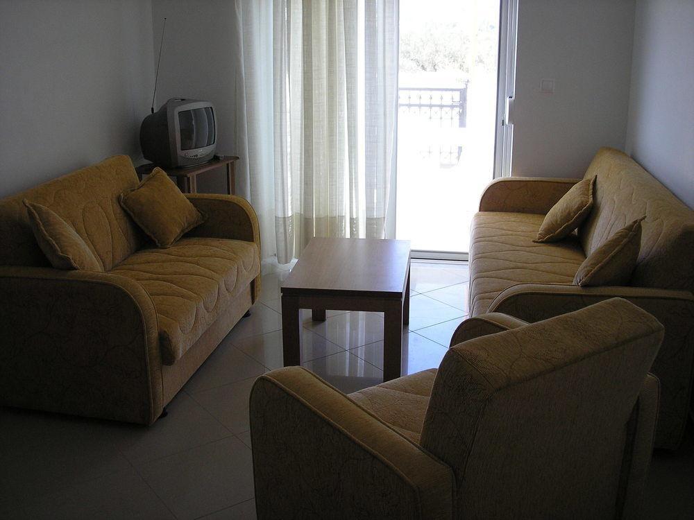 Nephele Apartmán