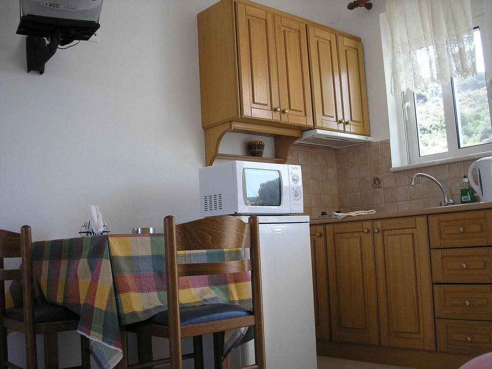 Nephele Apartment *
